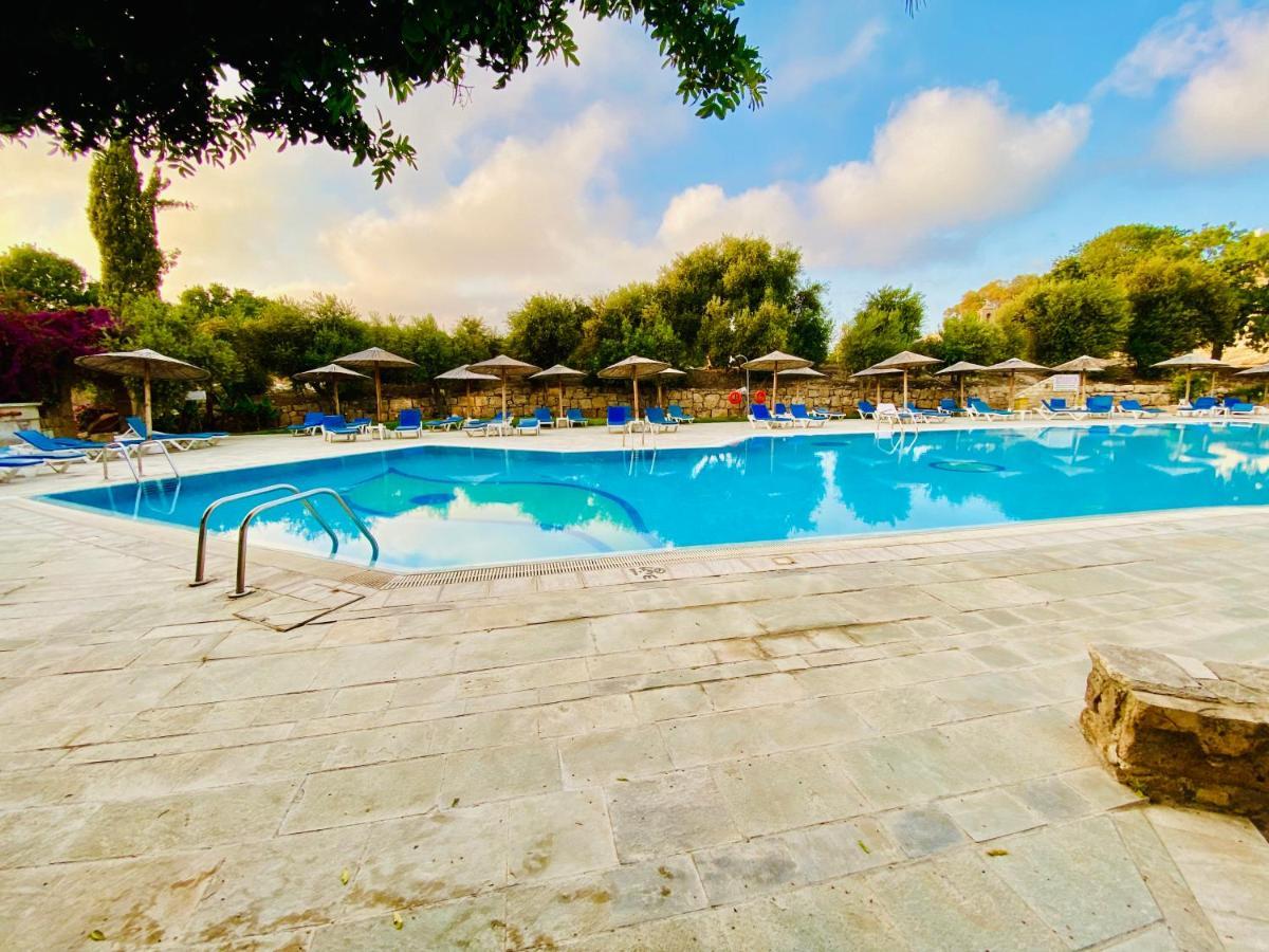 Basillica 3 Bedrooms Apartment Πάφος Εξωτερικό φωτογραφία